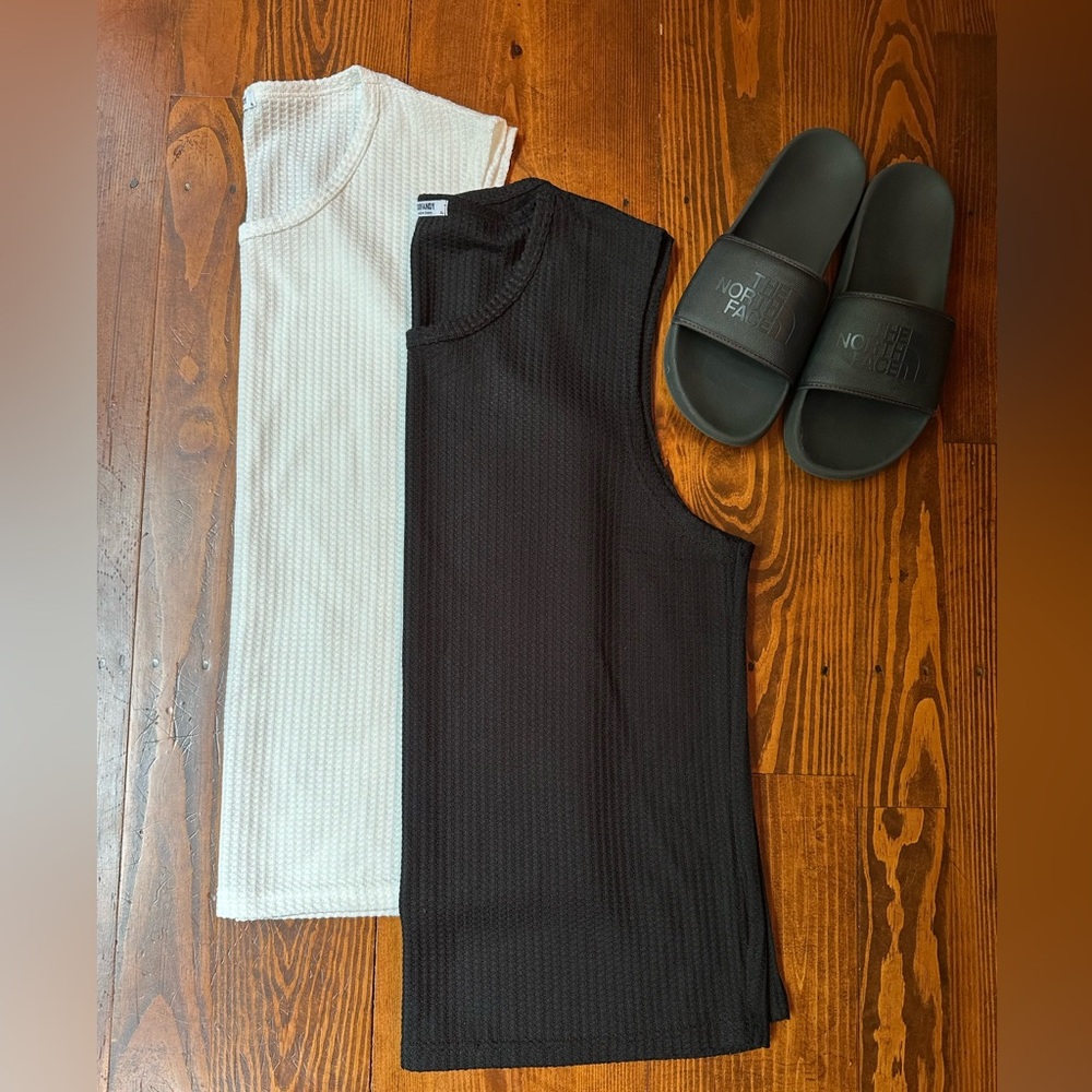 🚨Bundle🚨Mens Black Sleeveless Tops